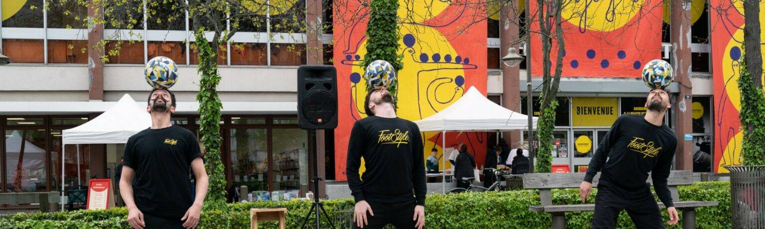 JONGLAGE-LA-COURNEUVE-1536x461